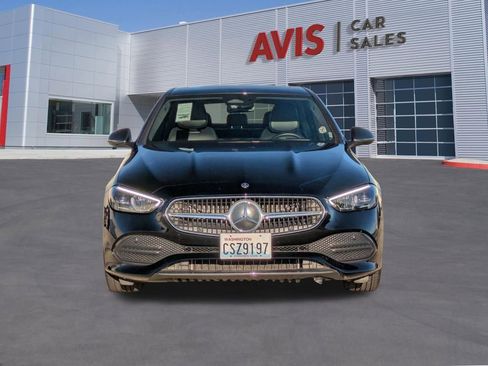 Used 2025 Mercedes-Benz C 300 4MATIC Sedan image 2