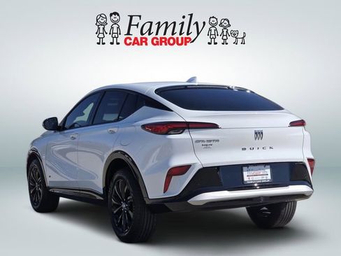 Used 2025 Buick Envista Sport Touring w/ Convenience I Package image 3