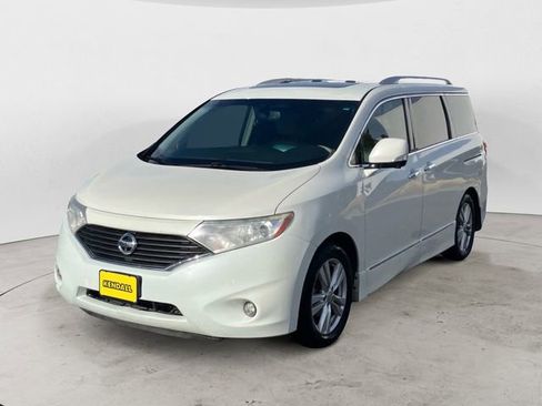 Used 2014 Nissan Quest LE image 2
