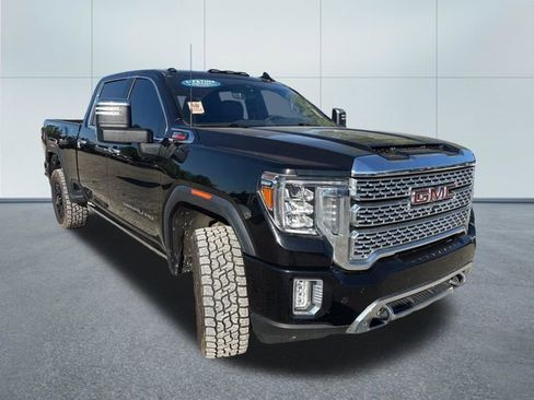 Used 2022 GMC Sierra 3500 Denali w/ Denali Black Diamond Edition AWD/4WD image 5