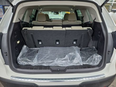 Used 2025 Subaru Ascent Premium w/ Premium Package image 29