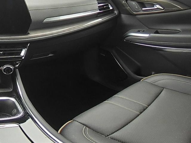 Used 2026 Chevrolet Traverse High Country w/ LPO, Floor Liner Package AWD/4WD image 26