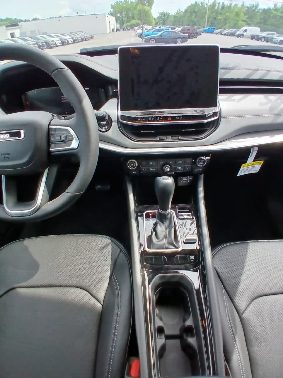 New 2025 Jeep Compass Limited w/ Elite Group AWD/4WD image 19