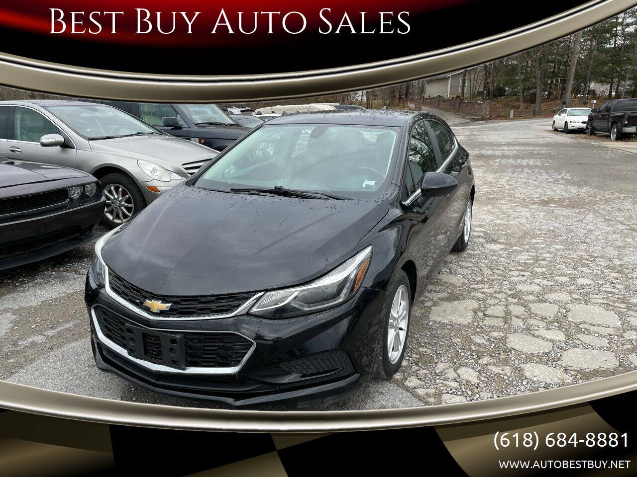 Used 2018 Chevrolet Cruze LT FWD image 1