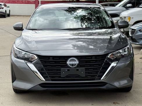 Used 2024 Nissan Sentra SV FWD image 8