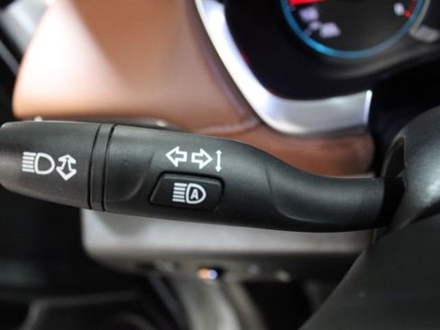 Used 2018 Chevrolet Traverse High Country image 38