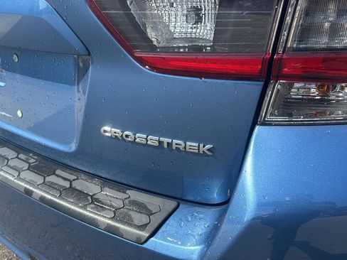 Used 2021 Subaru Crosstrek 2.0i Premium AWD/4WD image 5