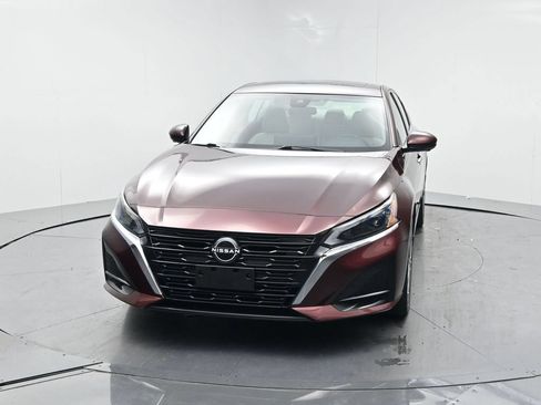 Used 2023 Nissan Altima 2.5 SL AWD/4WD image 18