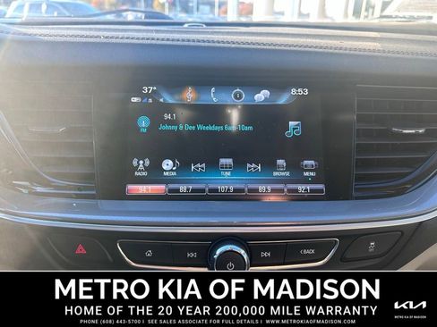 Used 2018 Buick Regal Preferred w/ Sights and Sounds Package image 23