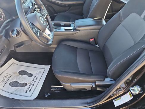 Used 2023 Nissan Sentra SV image 12