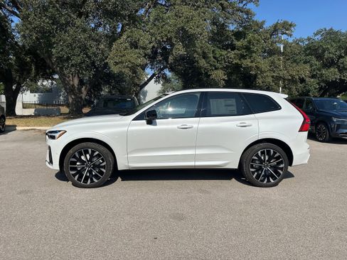 New 2026 Volvo XC60 B5 Ultra image 3