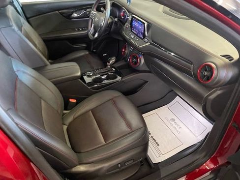 Certified 2022 Chevrolet Blazer RS w/ Enhanced Convenience Package AWD/4WD image 18