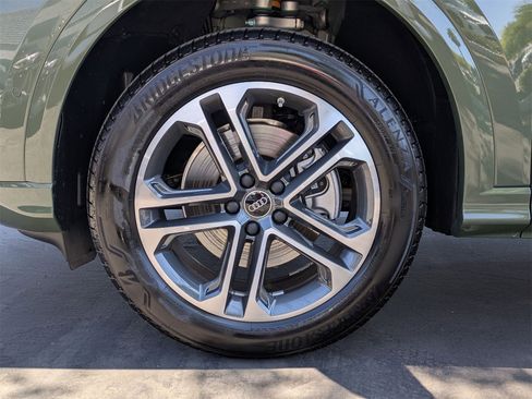 New 2025 Audi Q5 Premium image 13