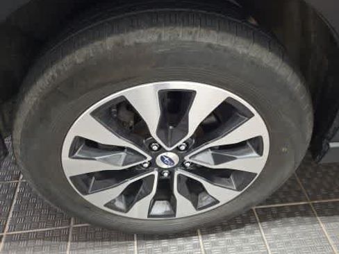 Used 2024 Subaru Outback Limited AWD/4WD image 12