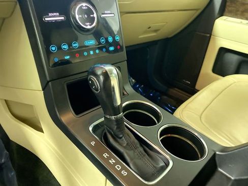 Used 2019 Ford Flex Limited image 17