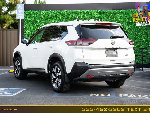 Used 2021 Nissan Rogue SV FWD image 8