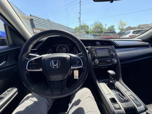 Used 2017 Honda Civic LX image 10