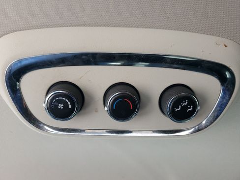 Used 2017 Dodge Durango GT w/ Nav & Power Liftgate Group image 32