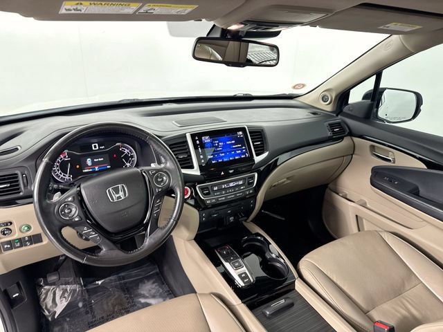 Used 2017 Honda Pilot Elite image 23