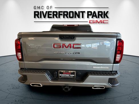New 2026 GMC Sierra 1500 Elevation w/ X31 Off-Road Package AWD/4WD image 4