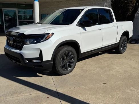 New 2026 Honda Ridgeline Sport image 7