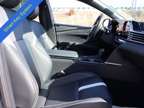 Used 2025 Toyota Camry SE w/ Multimedia Upgrade Package image 9