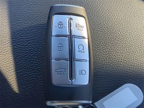 Used 2023 Genesis G70 2.0T w/ Sport Prestige Package image 27