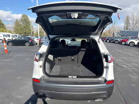 Used 2022 Jeep Cherokee Latitude Lux image 15