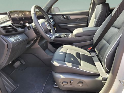 New 2025 Buick Enclave Sport Touring w/ Power Package image 29