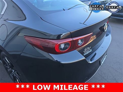 Used 2024 MAZDA MAZDA3 s image 22