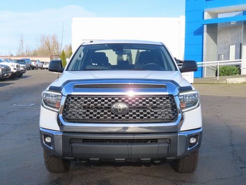 Used 2018 Toyota Tundra SR5 image 2
