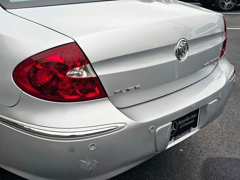 Used 2005 Buick LaCrosse CXL w/ Gold Convenience Package FWD image 11