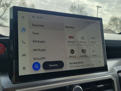 Used 2024 Toyota Tacoma TRD Off-Road w/ TRD Off Road Upgrade Package image 28