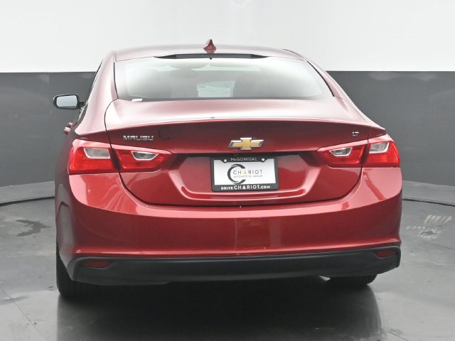 Used 2017 Chevrolet Malibu LT FWD image 5