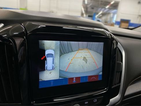 Used 2019 Chevrolet Traverse LT w/ LT Premium Package AWD/4WD image 31