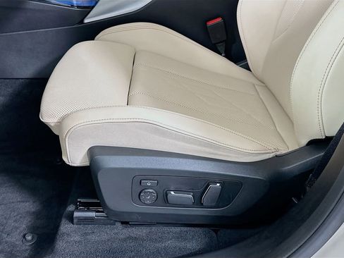Used 2025 BMW X3 xDrive30i w/ Premium Package AWD/4WD image 19