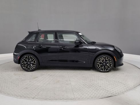 New 2026 MINI Cooper S image 5