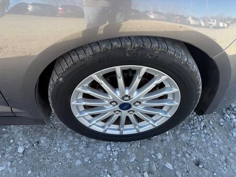 Used 2013 Ford C-MAX SE image 12