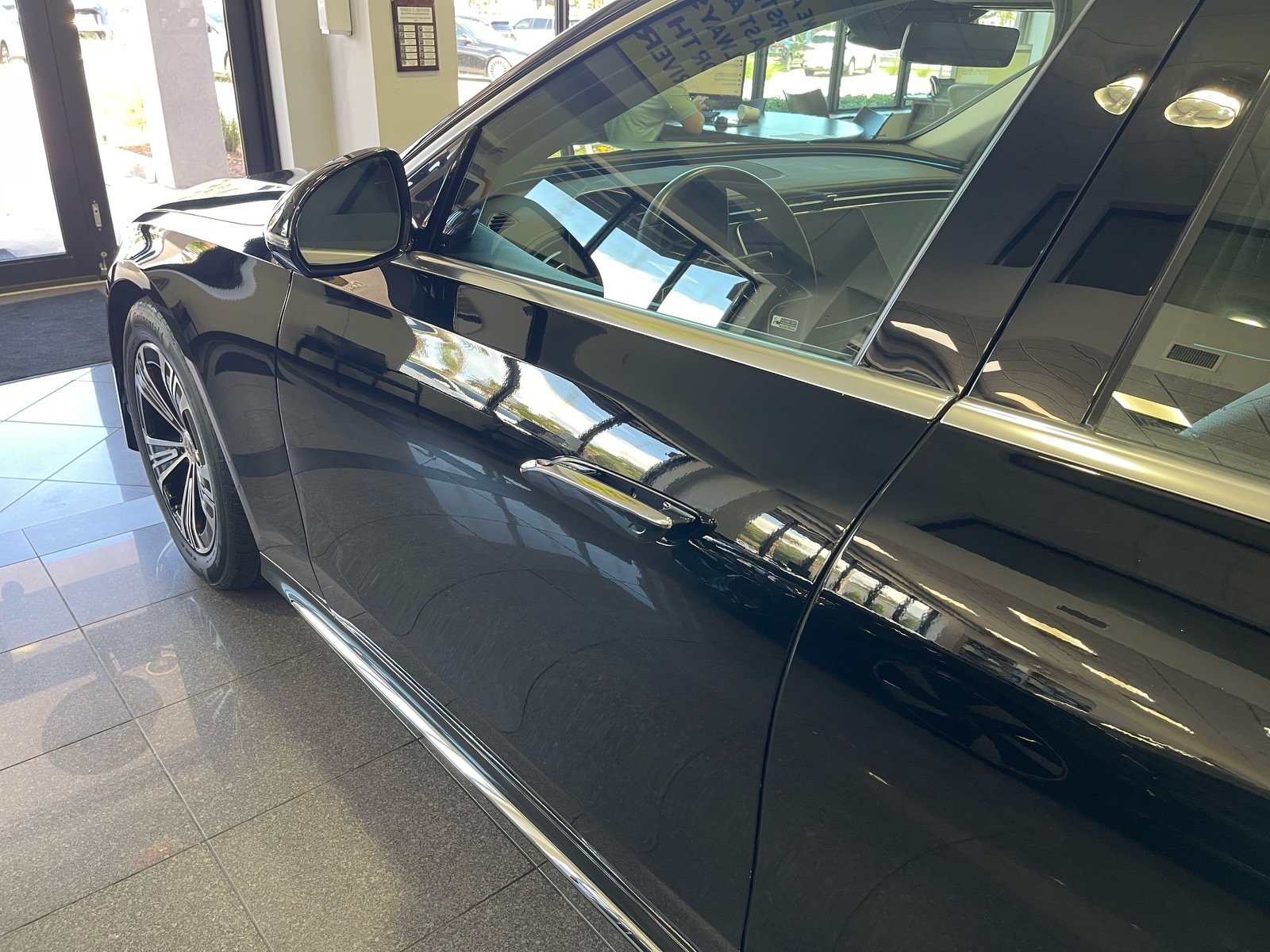 Used 2025 Mercedes-Benz E 350 Sedan image 13
