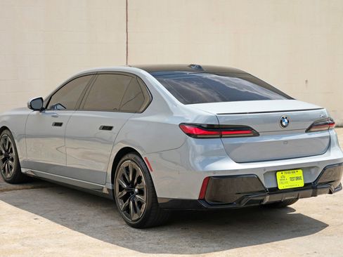 Used 2023 BMW 740i w/ Parking Assistance Package RWD image 60