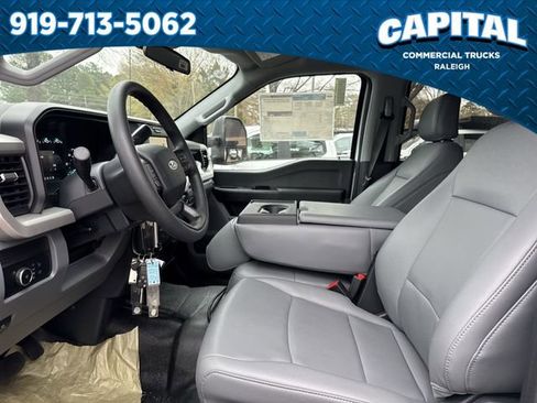 New 2025 Ford F450 XL image 19