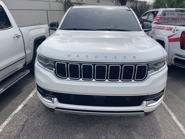 Used 2024 Jeep Wagoneer Series II w/ Premium Group I RWD image 2