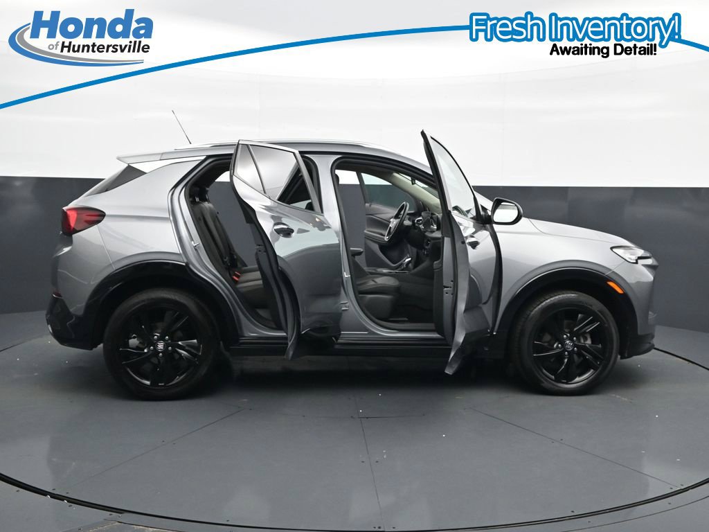 Used 2024 Buick Encore GX Sport Touring AWD/4WD image 43