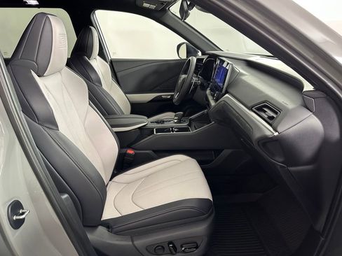 Used 2025 Lexus TX 500h AWD w/ Technology Package image 22