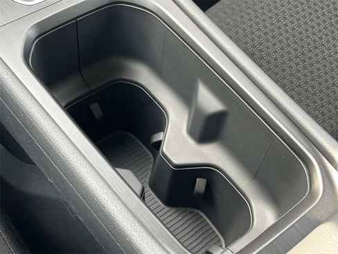 New 2026 Nissan Kicks S image 33