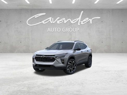 New 2026 Chevrolet Trax RS w/ Sunroof Package FWD image 8