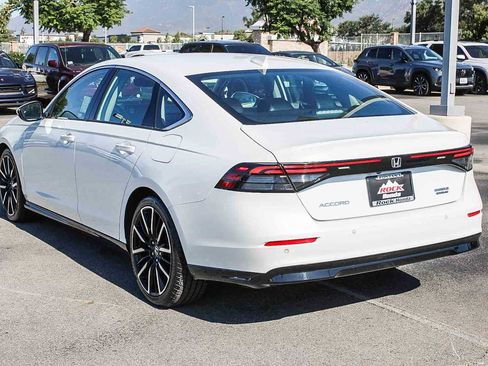 Certified 2024 Honda Accord Touring image 8