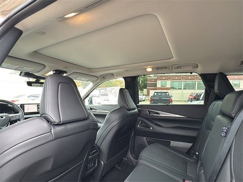 New 2026 INFINITI QX60 Luxe w/ Cargo Package image 13