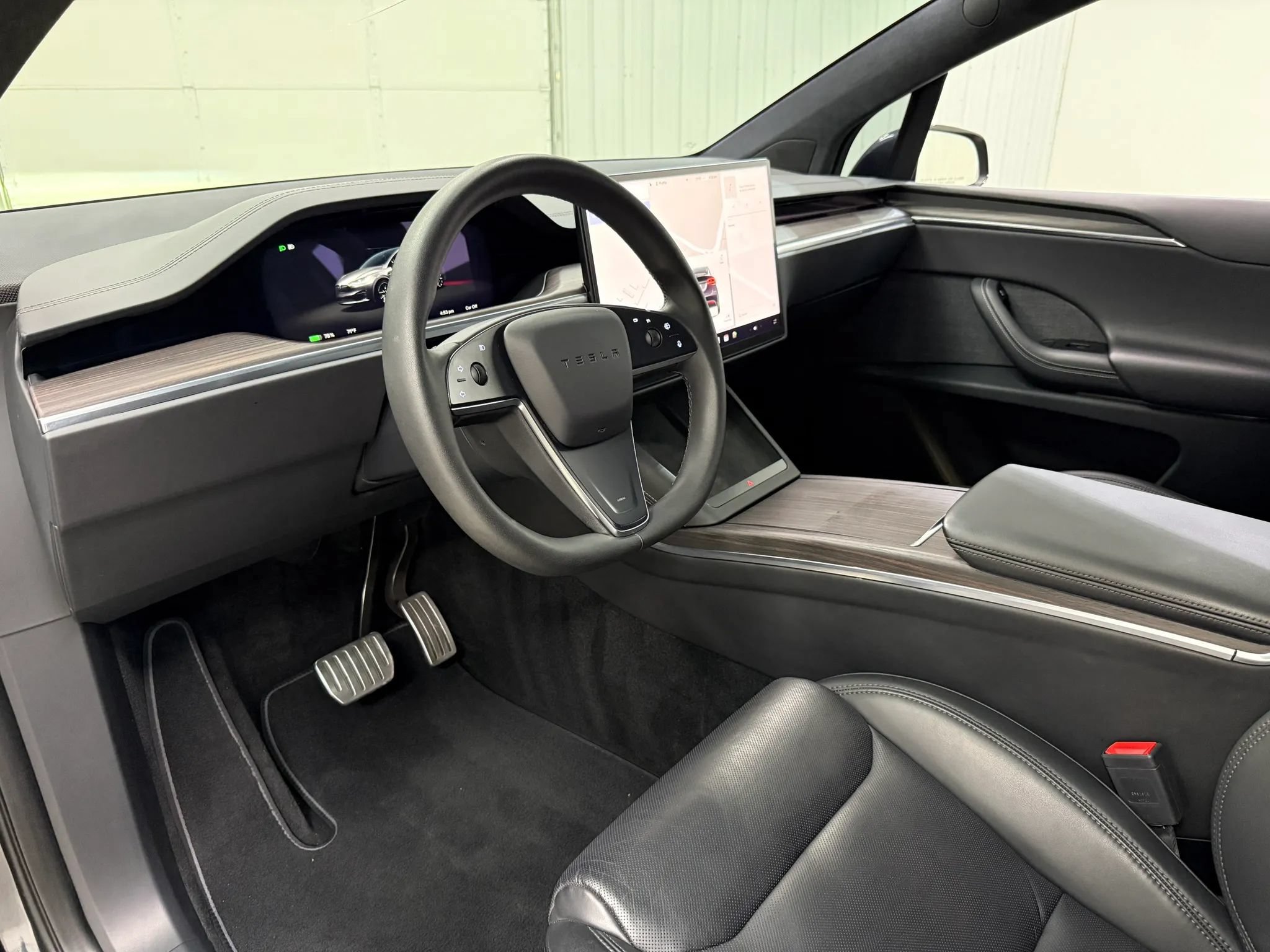 Used 2024 Tesla Model X AWD/4WD image 12