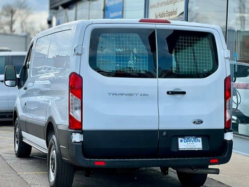 Used 2020 Ford Transit 250 Low Roof image 3